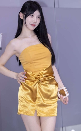 吊带黄裙李依恩 [90P-783MB]
