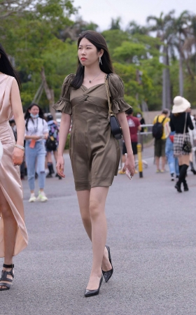 美腿高跟小姐姐~ [17P]