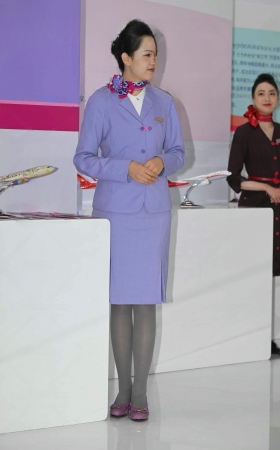 SH25-171-76√中国联合航空-厚灰丝空姐 11P
