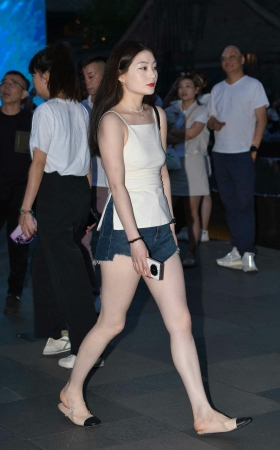 25527-11=32√她的洗澡水，无需加糖都是甜的 9P