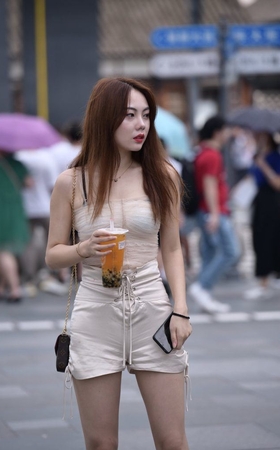 灰色短裤凉高香肩 [86P-1.83GB]