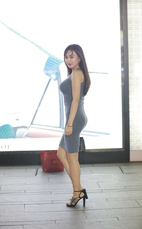 夜拍极品少妇【套图+视频】 [8P]
