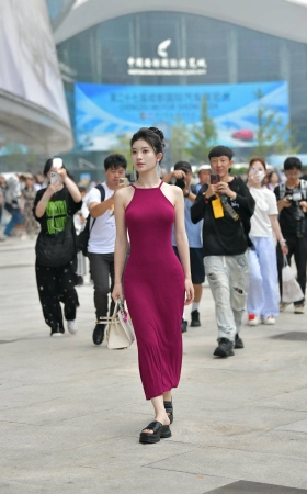 长裙大露背裙气质美女BB酱 [23P]