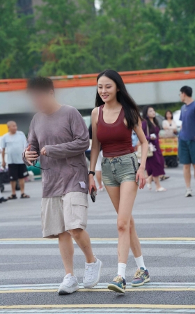 240615-27 35p