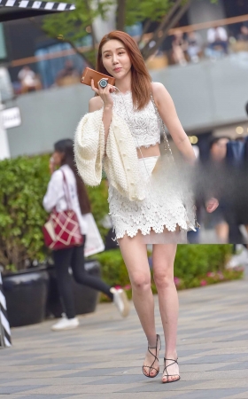 时尚短裙长腿女郎 [18P]