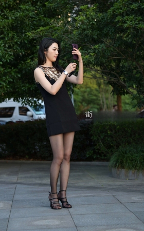 街拍纤细美腿嘿丝凉高美女 [23P]