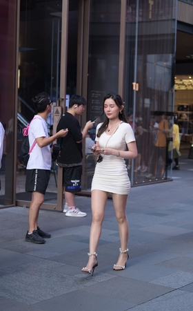又见美美哒亮丝伊瑟拉~