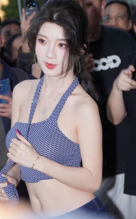 BB酱的裤里丝 [213P-3.00GB]