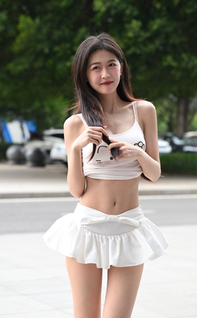 甜美可爱百褶裙 [74P-1.35GB]
