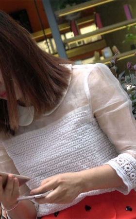 白纱橘红色短裙透明长丝少女