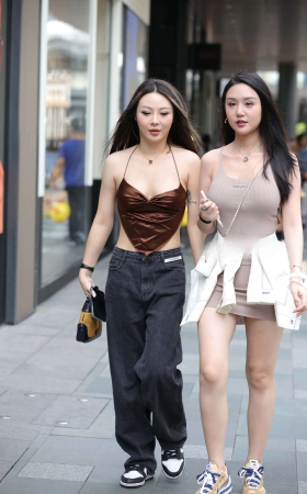 DU兜出街？ [23P]