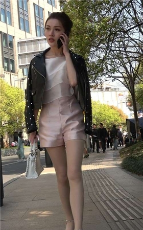 4K – 街拍肉丝凉高女子 [1.05 GB/MP4]