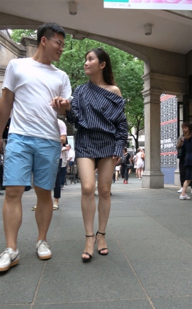 性感时尚高挑高跟美女