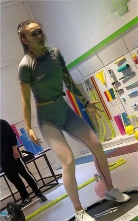 4K-弹力裤好身材运动美女