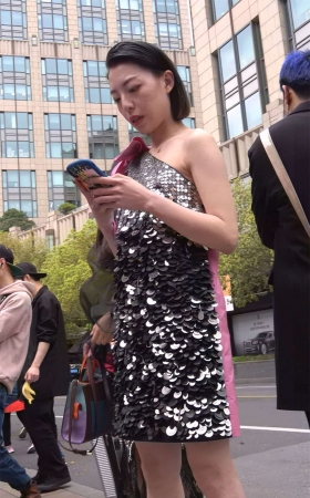 性感白高跟