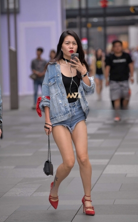 牛仔辣妹 [23P]