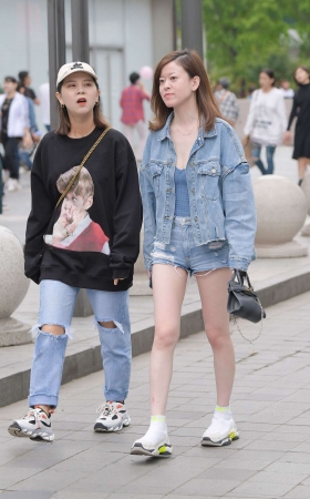 牛仔迷你小月牙 [24P]
