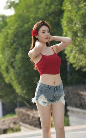 甜美牛仔短裤 [157P-3.26GB]