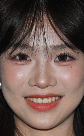 炸毛旺仔171√清秀美腿美足➕15P
