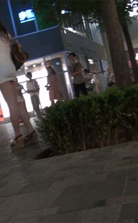 极品白色超短裙包臀美女