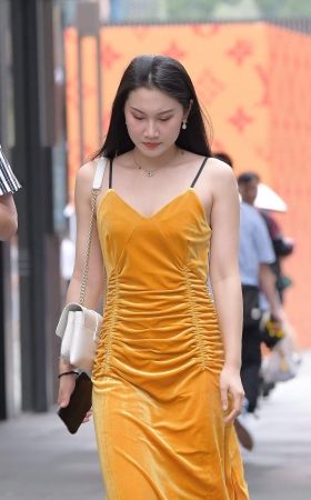 法兰绒吊带裙 [21P]