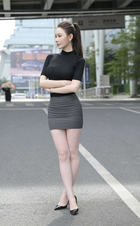 包臀裙美腿敏敏