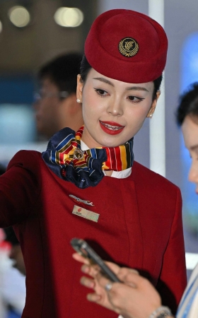 26521-9-48√国航空姐-优雅知性的诗诗 11P