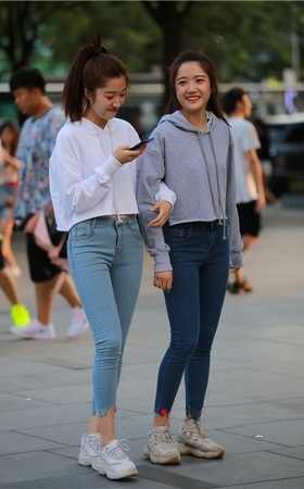 两次相遇双胞胎小姐姐(112P)