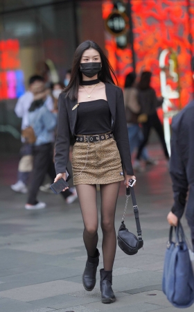 很会穿搭的小姐姐 [27P]