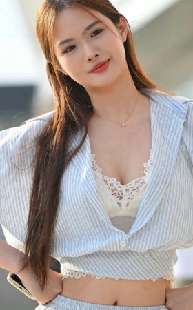 2593-1-116√啾啾呜的腿是真的美啊 10P