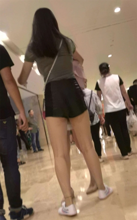 丰臀性感紧身高腰热裤熟女姐姐