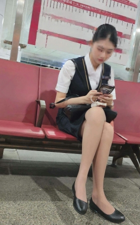 4K南航新空姐肉丝地勤晚上下班高颜值身材顶 4P