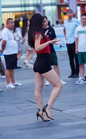 热情洋溢 [24P]