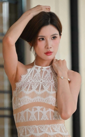 26614-18-115√重庆酒店-美腿小盼同学 9P