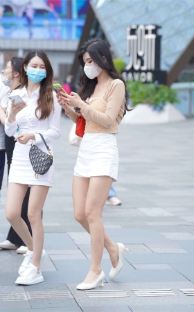 害羞的闺蜜