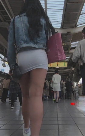 极品长发白色包臀裙美女