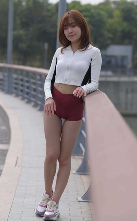 红石摄影作品★心动女孩~枣红热裤【套图+视频】 [12P]