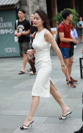 淑女长裙女人味 [13P]