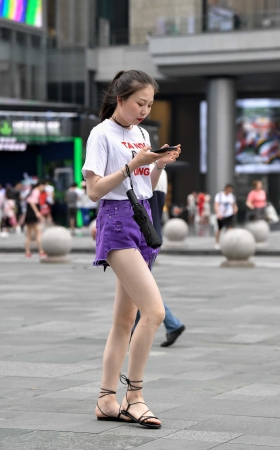 紫色热裤长腿小妹！ [12P]