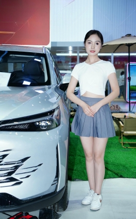 （上集）2024年4月某车展拍到的所有丝袜图集 [25P]