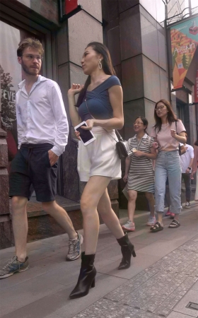 性感高贵美女