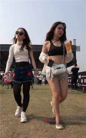 极品丰腴月牙妹儿