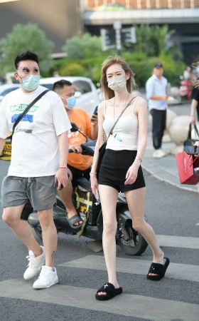 街拍偶遇清凉小姐姐 [23P]