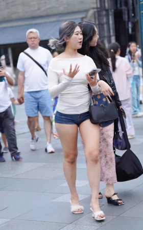 紧绷肉感热裤 爱了 [20P]