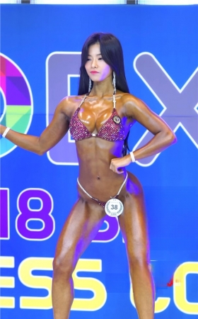 韩国健美大赛18V
