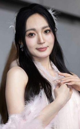 L1023-58P CMS昆山车展-超火的白白女神又来啦 7P