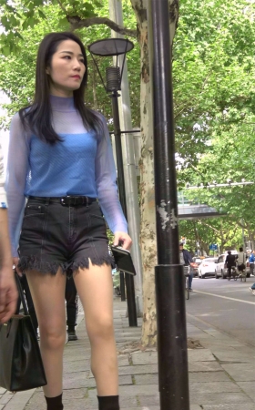 热裤性感美腿美女