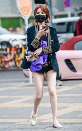 秀气的妹子长腿月牙美 [22P]