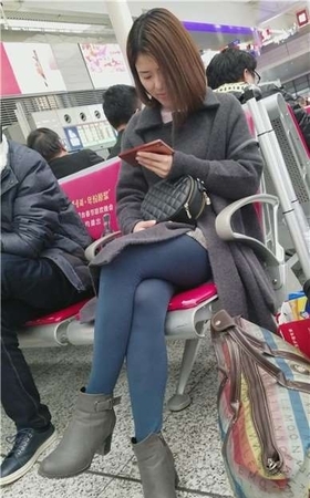 4k-高颜值甜美深蓝丝袜美腿美女