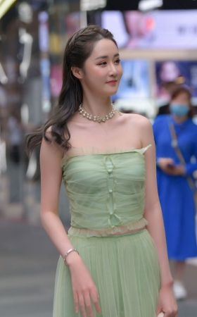 高挑的美人儿 [10P]